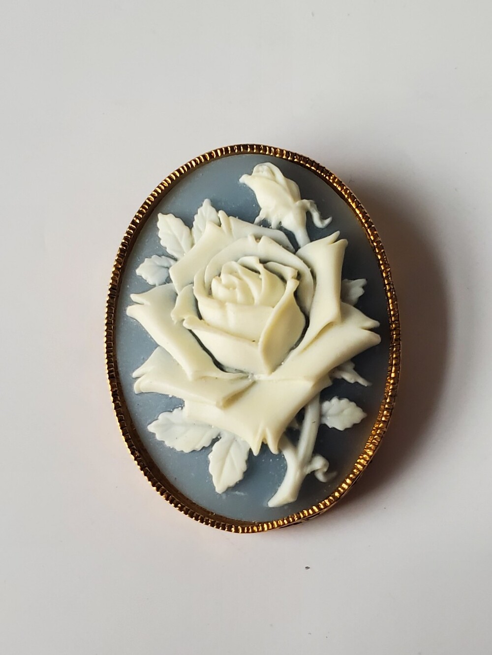 Vintage Avon Blue Rose Cameo Brooch Pin - VTG 1980s
